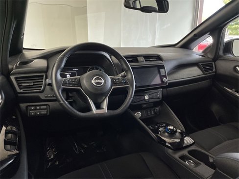 Certified 2024 Nissan Leaf SV Plus image 17