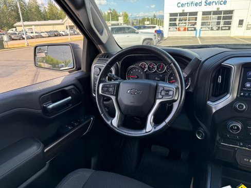 Used 2021 Chevrolet Silverado 1500 LT Trail Boss image 21