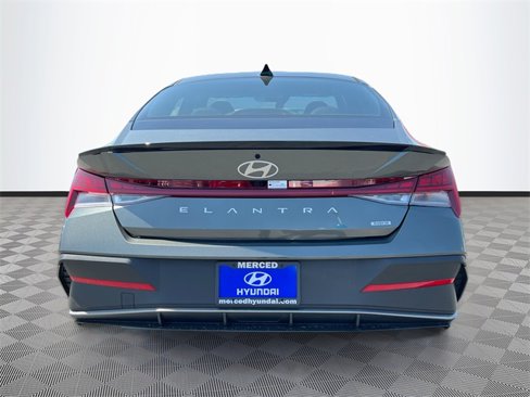 New 2025 Hyundai Elantra SEL image 6