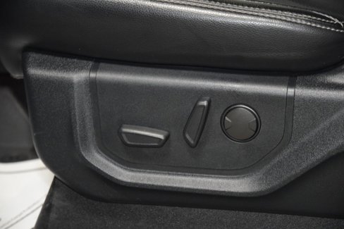 Used 2020 Ford F150 Lariat w/ Equipment Group 502A Luxury image 39