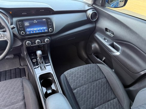 Used 2024 Nissan Kicks SV image 12