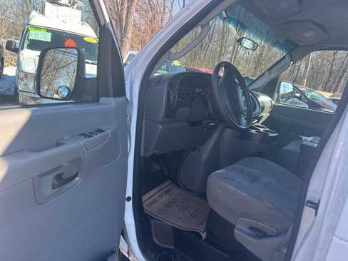 Used 2008 Ford E-250 and Econoline 250 image 9