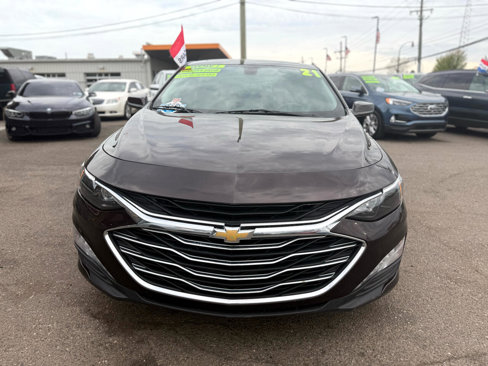 Used 2021 Chevrolet Malibu LT image 2