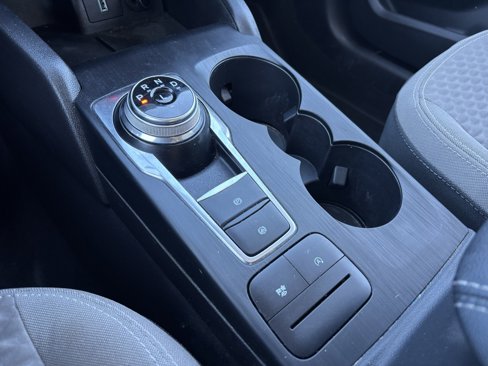 Used 2020 Ford Escape SE image 14