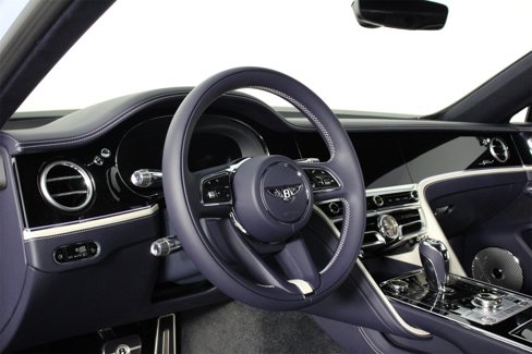 New 2025 Bentley Flying Spur Plug-In Hybrid image 7