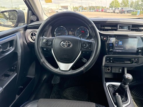 Used 2017 Toyota Corolla SE image 14