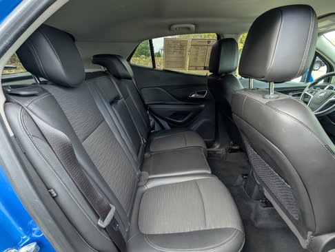 Used 2015 Buick Encore FWD image 27