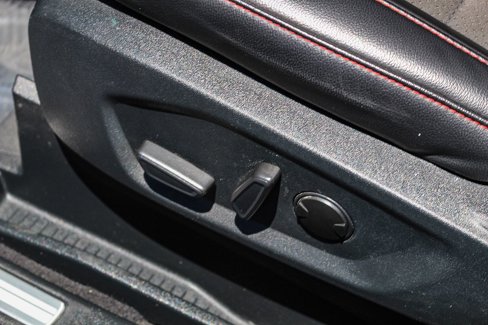Used 2022 Ford Edge ST-Line image 23