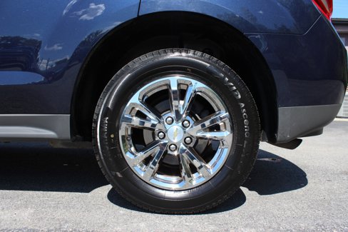 Used 2017 Chevrolet Equinox LT w/ Convenience Package image 39