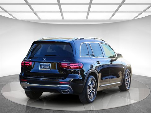 Used 2024 Mercedes-Benz GLB 250 4MATIC image 4