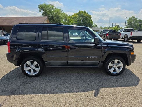 Used 2011 Jeep Patriot Latitude image 21