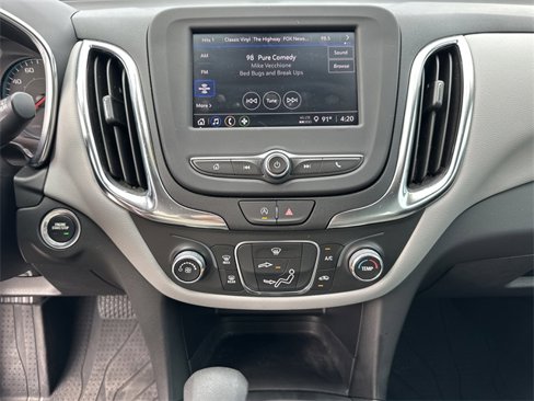 Used 2024 Chevrolet Equinox LS image 19