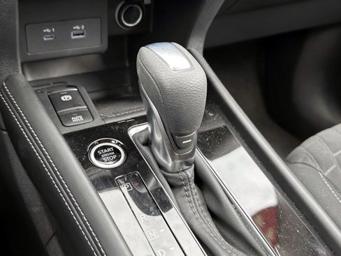 Certified 2023 Nissan Kicks SV image 31