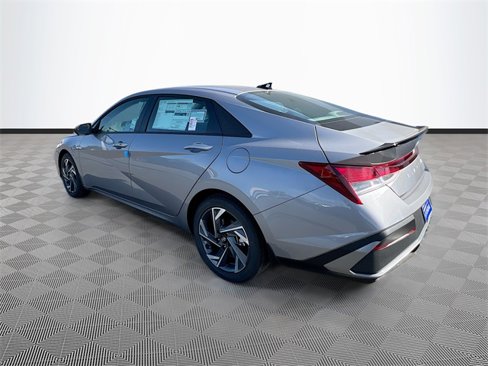 New 2025 Hyundai Elantra Sport image 5