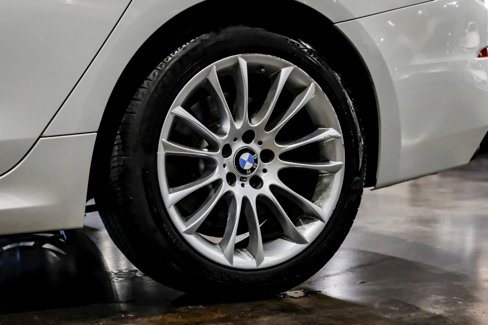 Used 2017 BMW 535i Gran Turismo xDrive image 57