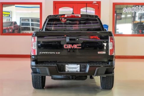 Used 2018 GMC Canyon All Terrain w/ Trailering Package image 9