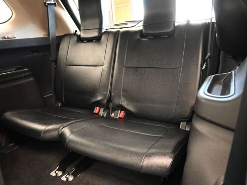 Used 2015 Mitsubishi Outlander SE image 37
