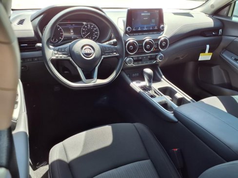New 2025 Nissan Sentra SV image 9