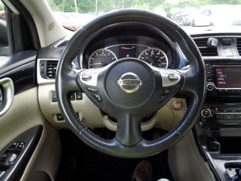 Used 2016 Nissan Sentra SV image 15