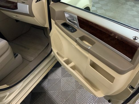 Used 2010 Chrysler Town & Country Touring w/ Family Value Group image 35