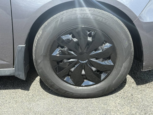 Used 2015 Honda Odyssey LX image 14