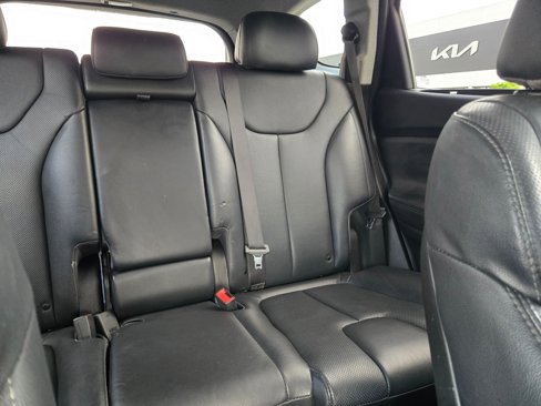 Used 2020 Hyundai Santa Fe SEL image 14