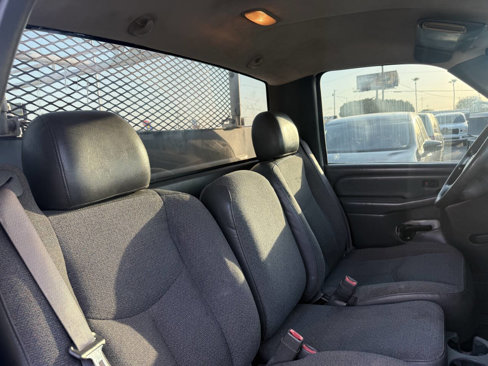 Used 2005 Chevrolet Silverado 2500 W/T image 21
