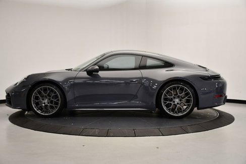 Used 2025 Porsche 911 Carrera image 2