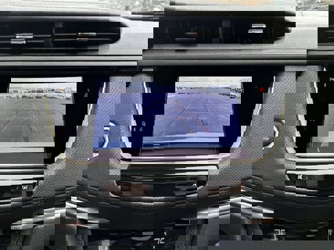 Used 2024 Cadillac XT5 Premium Luxury image 17