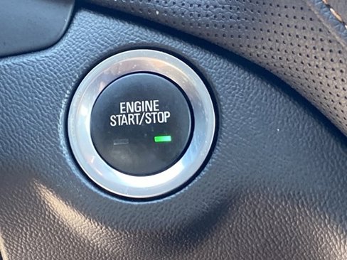 Used 2019 Chevrolet Equinox Premier image 16