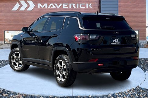 Used 2022 Jeep Compass Trailhawk w/ Trailhawk Elite Group image 4