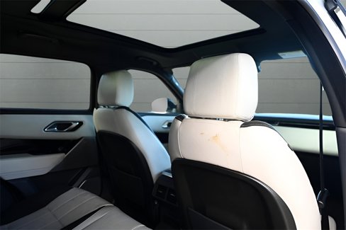 Used 2019 Land Rover Range Rover Velar R-Dynamic SE image 28
