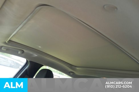 Used 2022 Chevrolet Malibu LT image 9