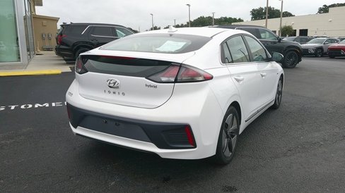 Certified 2020 Hyundai Ioniq SEL image 4