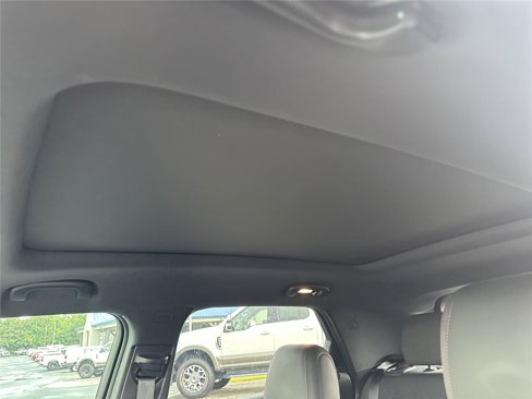 Used 2023 Chevrolet TrailBlazer RS w/ Sun and Liftgate Package image 4
