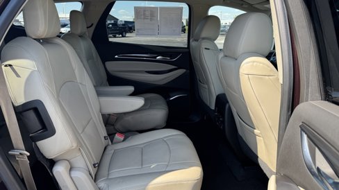 Used 2018 Buick Enclave Premium image 17