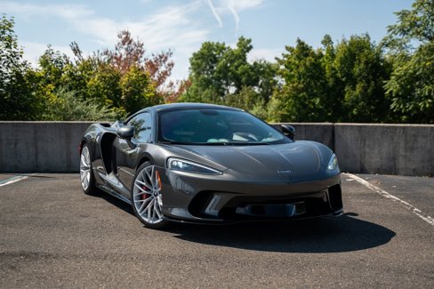 Used 2022 McLaren GT image 5