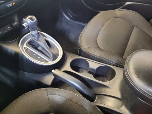 Used 2018 Kia Soul + image 26
