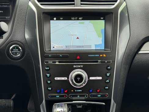Used 2018 Ford Explorer Sport w/ Equipment Group 401A image 12