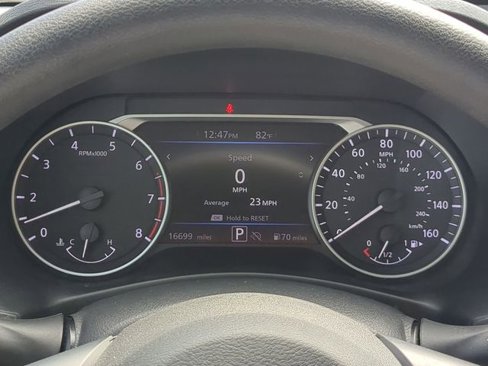 Used 2024 Nissan Sentra SV image 23