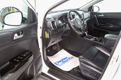 Used 2019 Kia Sportage EX image 3