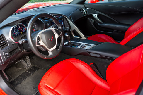 Used 2015 Chevrolet Corvette Stingray Coupe image 12