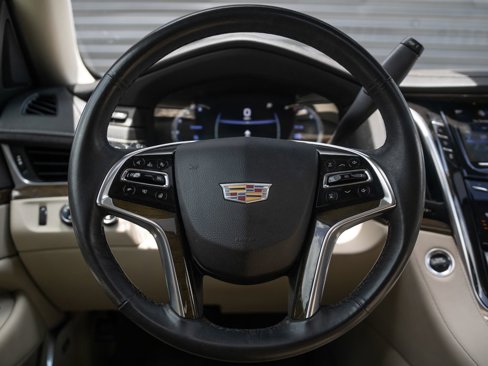 Used 2020 Cadillac Escalade Luxury image 33
