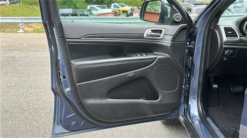 Used 2020 Jeep Grand Cherokee Limited image 9