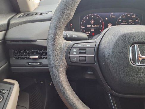 Used 2023 Honda Accord EX image 10