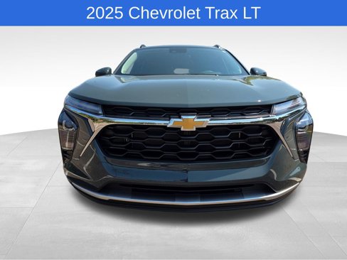 Certified 2025 Chevrolet Trax LT image 9