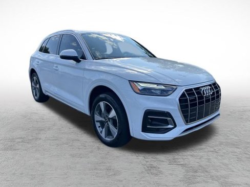 Certified 2022 Audi Q5 2.0T Premium Plus image 3