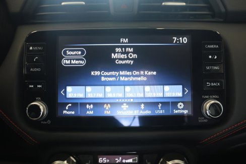 New 2025 Nissan Versa SR w/ Trunk Package image 26