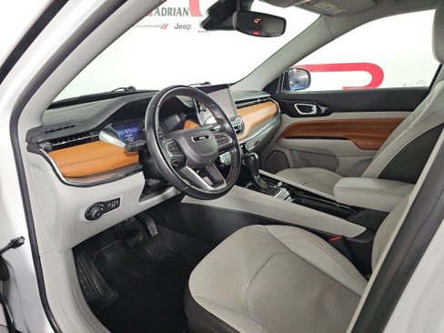 Certified 2022 Jeep Compass Limited image 9