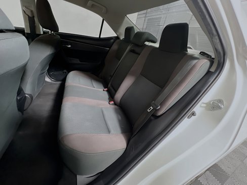 Used 2019 Toyota Corolla LE image 27